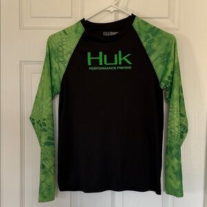 Huk Kids Long Sleeve Performance Fishing Tee - Black and Green
